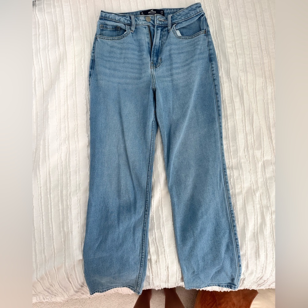 Hollister Ultra High Rise Vintage Straight Jeans Size 25 - Picture 5 of 8